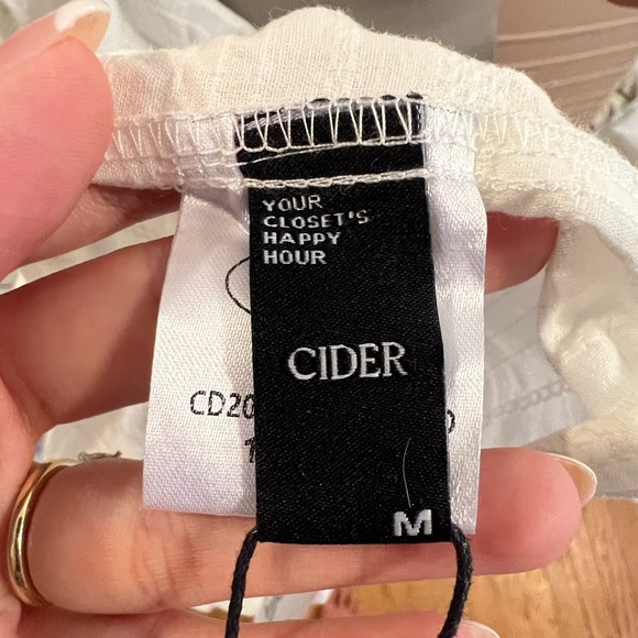 Dress - Picture 4 of 4